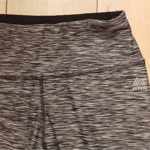 4/$25 Grey/Black Striped Reebok Capri Leggings - Small - Picture 2 of 3